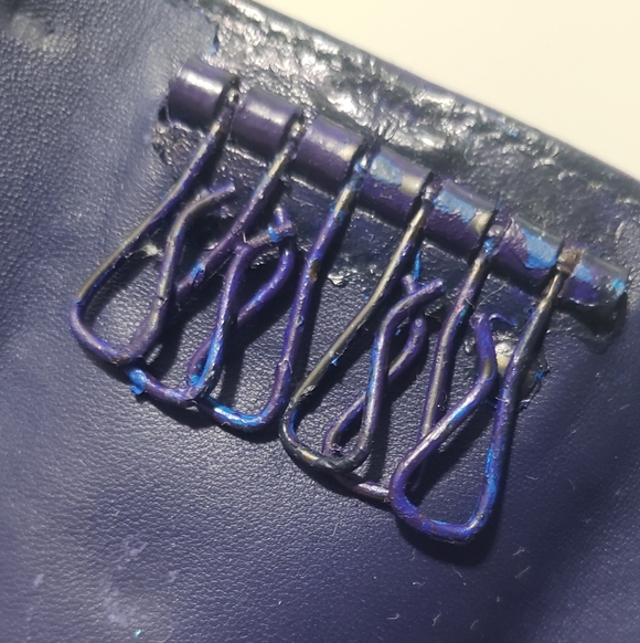 L.V & BOTTEGA Key Holder Project Bundle - Picture 9 of 12